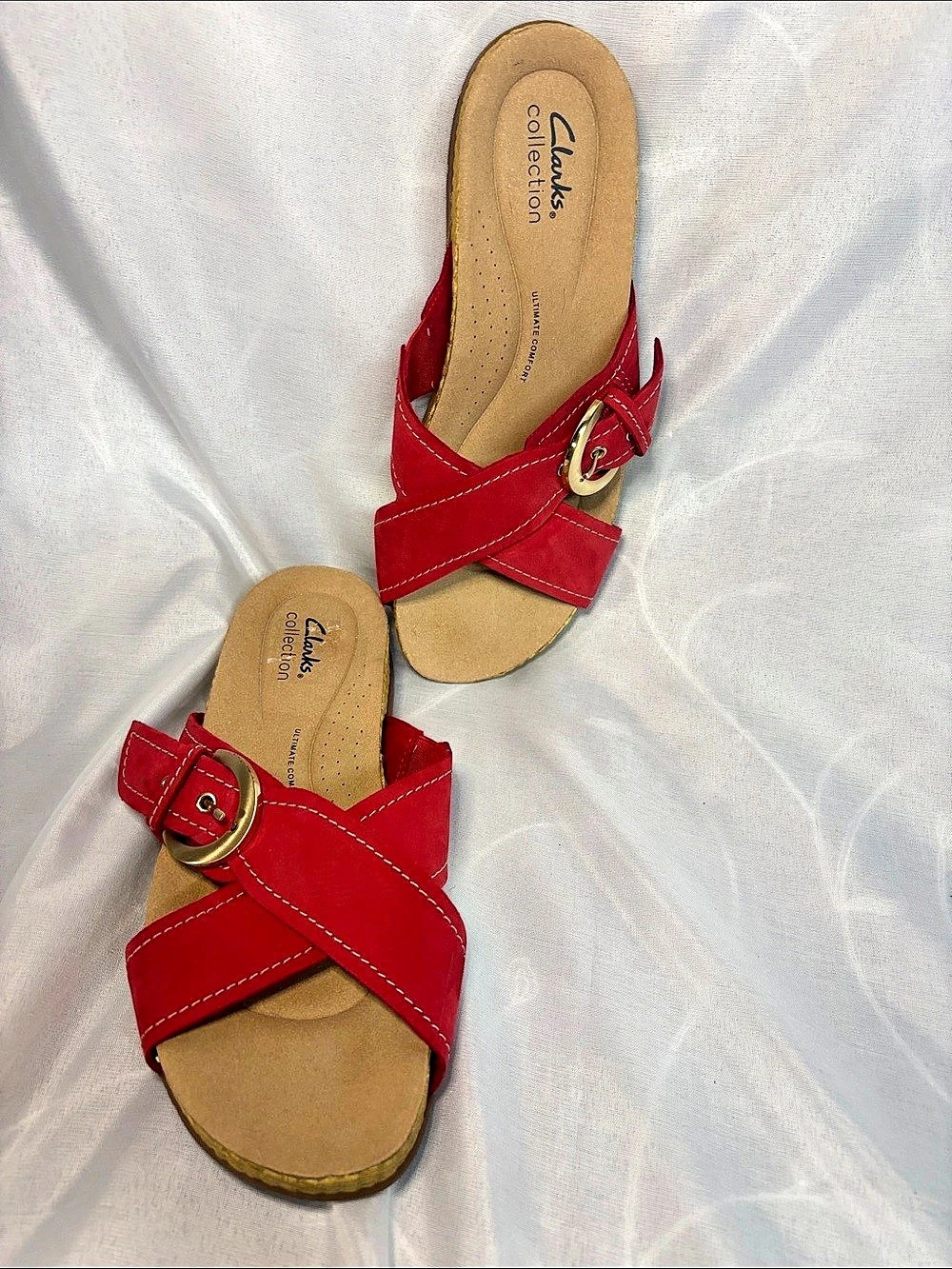 Clarks Collection Red Buckle Slide Sandals 8 1/2